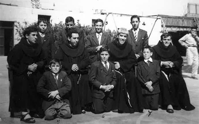 Misioneros 58
